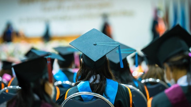 ilustrasi wisudaperpisahan 1 169